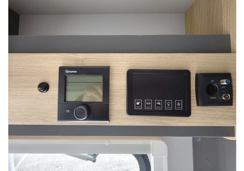 Low Profile Motorhome ITINEO PS740 en Catalog