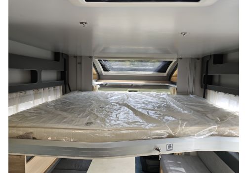 Low Profile Motorhome ITINEO PS740 en Catalog
