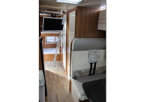 Capuchina Motorhome RIMOR Katamarano 9 en Sale Occasion