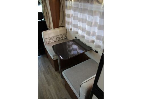 Capuchina Motorhome RIMOR Katamarano 9 en Sale Occasion