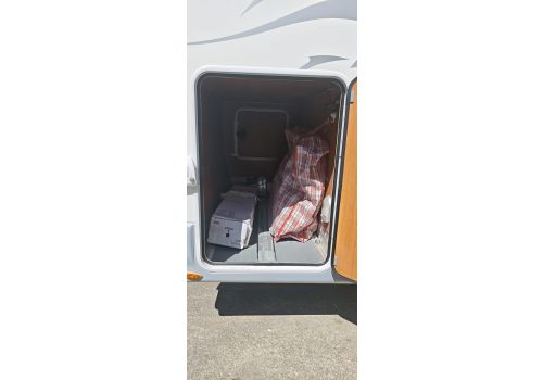Low Profile Motorhome GIOTTILINE Therry T33 en Sale Occasion