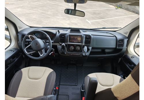 Low Profile Motorhome ITINEO PM740 en Catalog