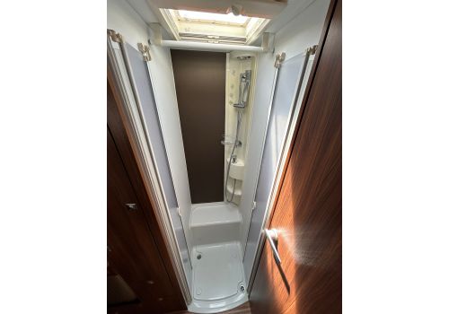 Integral Motorhome ADRIA SONIC 700 SL en Sale Occasion