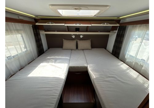 Integral Motorhome ADRIA SONIC 700 SL en Sale Occasion