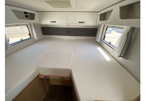 Low Profile Motorhome SUNLIGHT T 68 en Rent