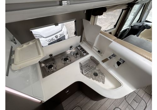 Integral Motorhome MOBILVETTA K-Yatch Tekno Line 85 en Sale Occasion