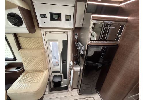 Integral Motorhome MOBILVETTA K-Yatch Tekno Line 85 en Sale Occasion