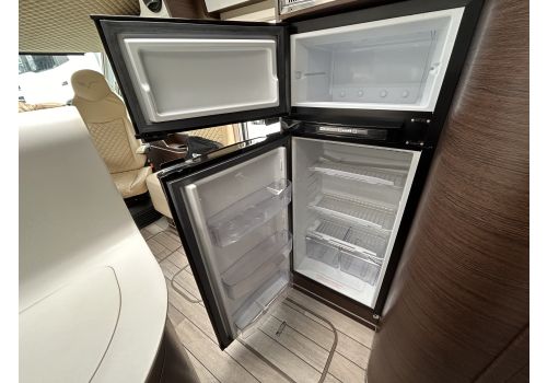 Integral Motorhome MOBILVETTA K-Yatch Tekno Line 85 en Sale Occasion