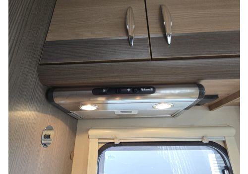 Low Profile Motorhome RAPIDO 691FF en Sale Occasion