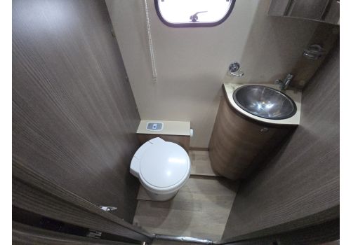 Low Profile Motorhome RAPIDO 691FF en Sale Occasion