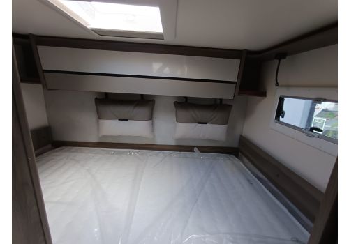 Low Profile Motorhome ROLLER TEAM Kronos 294 TL Spring Edition en Catalog