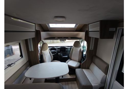 Low Profile Motorhome ROLLER TEAM Kronos 294 TL Spring Edition en Catalog
