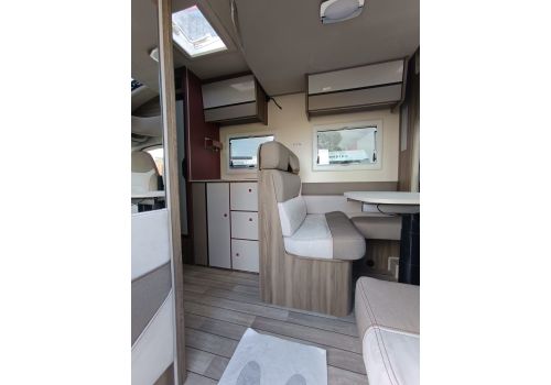 Low Profile Motorhome ROLLER TEAM Kronos 294 TL Spring Edition en Catalog