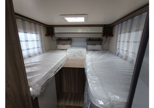 Low Profile Motorhome ROLLER TEAM Kronos 285TL en Sale Occasion