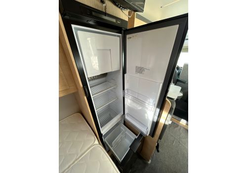 Low Profile Motorhome GIOTTILINE SIENA 330 en Sale Occasion
