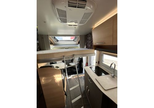 Low Profile Motorhome GIOTTILINE SIENA 330 en Sale Occasion