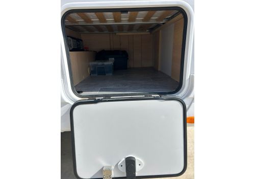 Low Profile Motorhome GIOTTILINE SIENA 330 en Sale Occasion