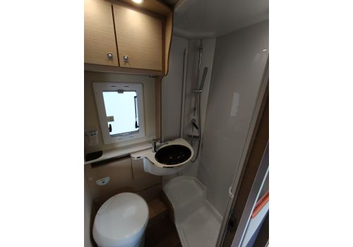 Capuchina Motorhome MC LOUIS Glamys 40 en Sale Occasion