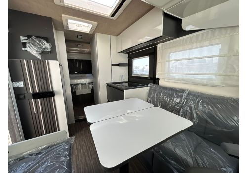 Integral Motorhome MOBILVETTA KEA i 90 en Sale Occasion