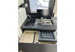 Integral Motorhome MOBILVETTA KEA i 90 en Catalog