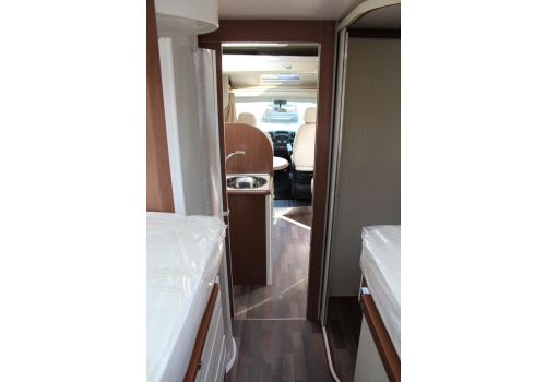 Low Profile Motorhome ILUSION Irius 740 modelo 2016 en Sale Occasion