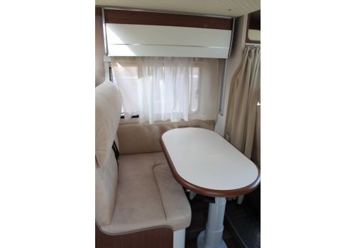Low Profile Motorhome ILUSION Irius 740 modelo 2016 en Sale Occasion