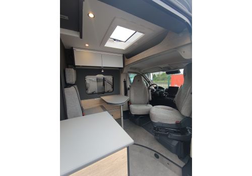Camper Van DETHLEFFS Globetrail 640 DS en Catalog