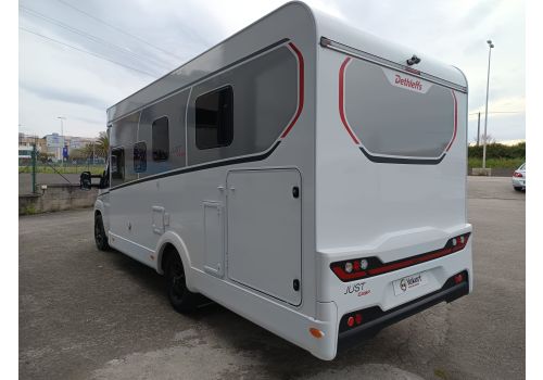 Low Profile Motorhome DETHLEFFS Just Camp T 7052 DBL en Catalog