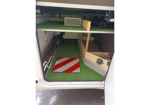 Low Profile Motorhome BENIMAR Tessoro 442 en Sale Occasion
