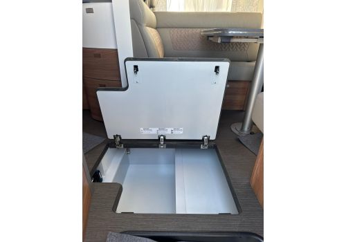Integral Motorhome CARTHAGO C-Tourer I 148 RB-QB L Comfort en Catalog