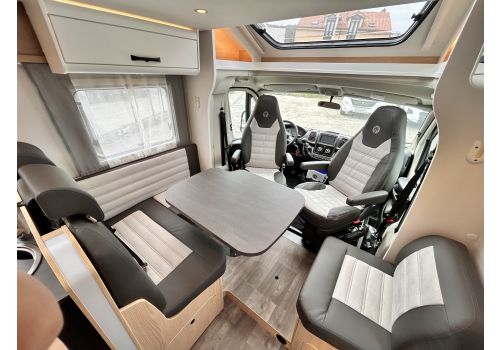 Low Profile Motorhome SUNLIGHT T68 modelo 2026 en Catalog