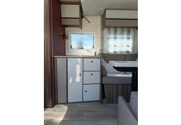 Low Profile Motorhome ROLLER TEAM Kronos 267 TL Spring Edition en Catalog