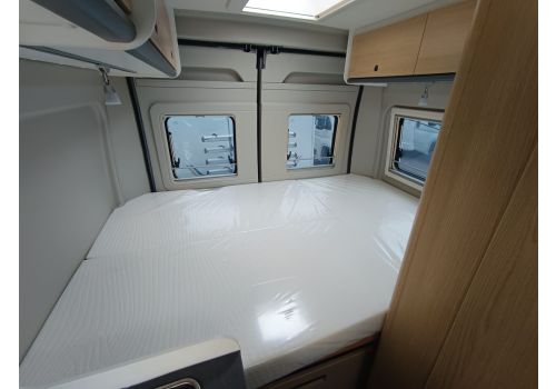 Camper Van SUNLIGHT Cliff 540 en Rent