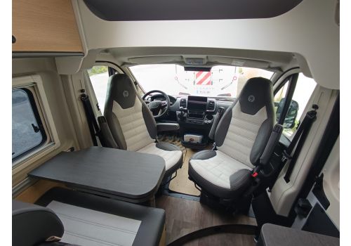 Camper Van SUNLIGHT Cliff 540 en Rent