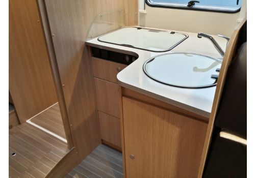 Low Profile Motorhome SUNLIGHT T 68 modelo 2016 en Sale Occasion