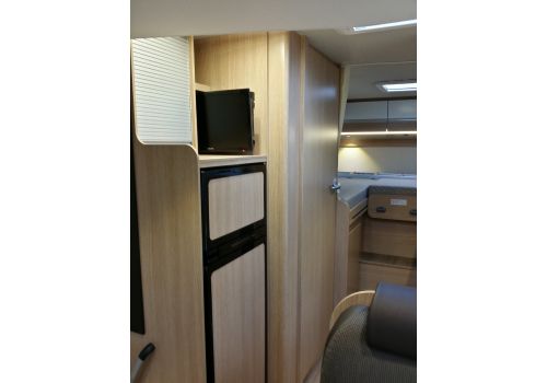 Low Profile Motorhome SUNLIGHT T 68 modelo 2016 en Sale Occasion