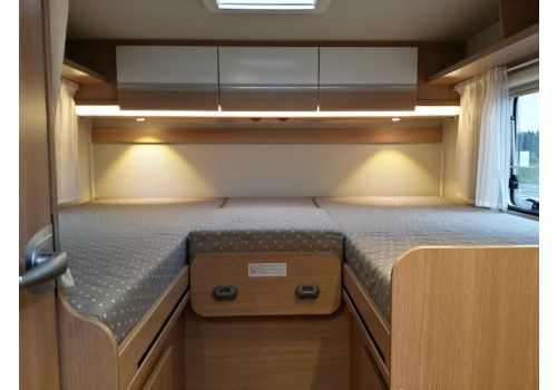 Low Profile Motorhome SUNLIGHT T 68 modelo 2016 en Sale Occasion