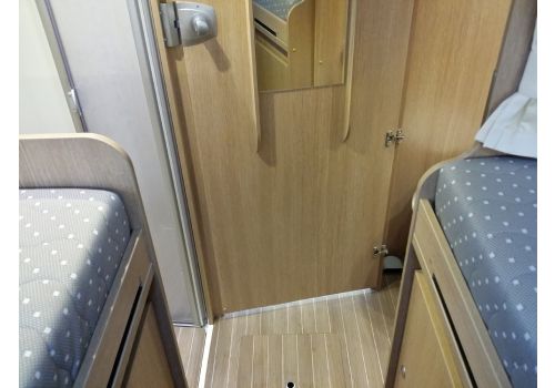 Low Profile Motorhome SUNLIGHT T 68 modelo 2016 en Sale Occasion