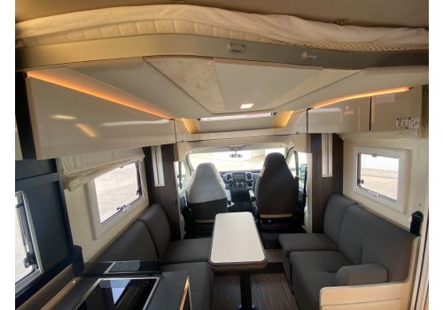 Low Profile Motorhome MOBILVETTA Kea P 90 en Rent