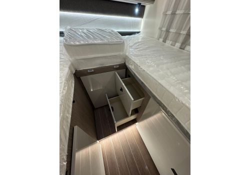 Low Profile Motorhome ROLLER TEAM Zefiro 287 TL en Sale Occasion