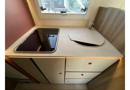Low Profile Motorhome ROLLER TEAM Kronos 294 TL Spring Edition en Rent