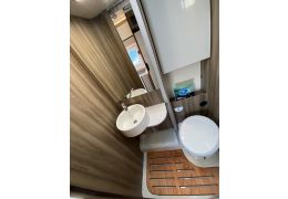 Low Profile Motorhome ROLLER TEAM Kronos 294 TL Spring Edition en Rent