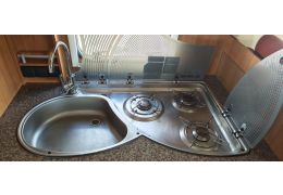 Low Profile Motorhome DETHLEFFS 6401 Globe 4 en Sale Occasion