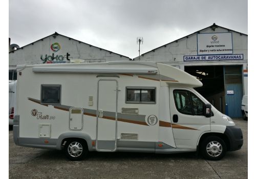 Low Profile Motorhome ELNAGH T-loft 310 en Sale Occasion