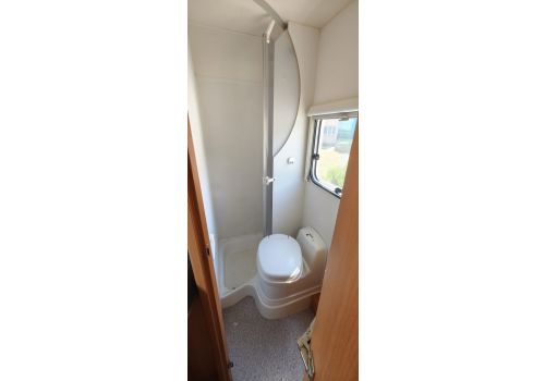 Low Profile Motorhome KNAUS Tabbert en Sale Occasion