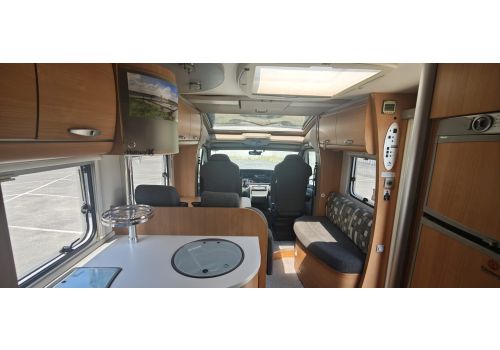 Low Profile Motorhome KNAUS Tabbert en Sale Occasion