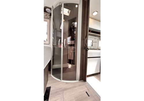Integral Motorhome BENIMAR Amphitryon 997 en Sale Occasion