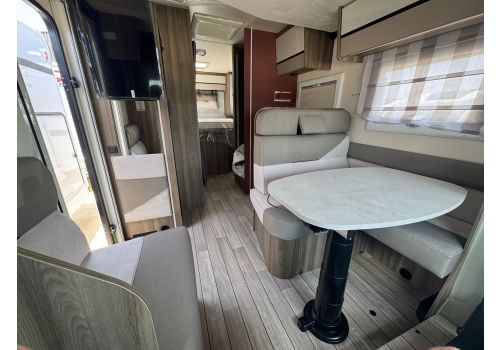 Low Profile Motorhome ROLLER TEAM Kronos 265 TL en Catalog