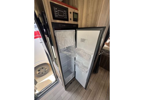 Low Profile Motorhome ROLLER TEAM Kronos 265 TL en Catalog