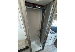 Low Profile Motorhome ROLLER TEAM Kronos 265 en Catalog